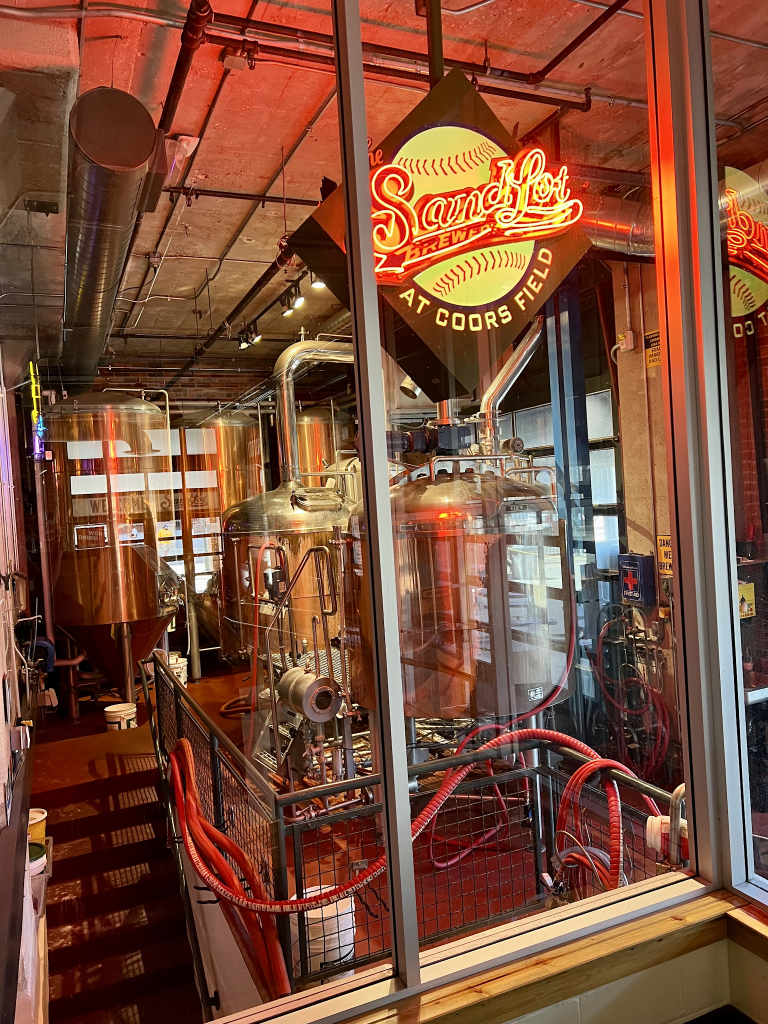 10804 01258f990006 768x1024