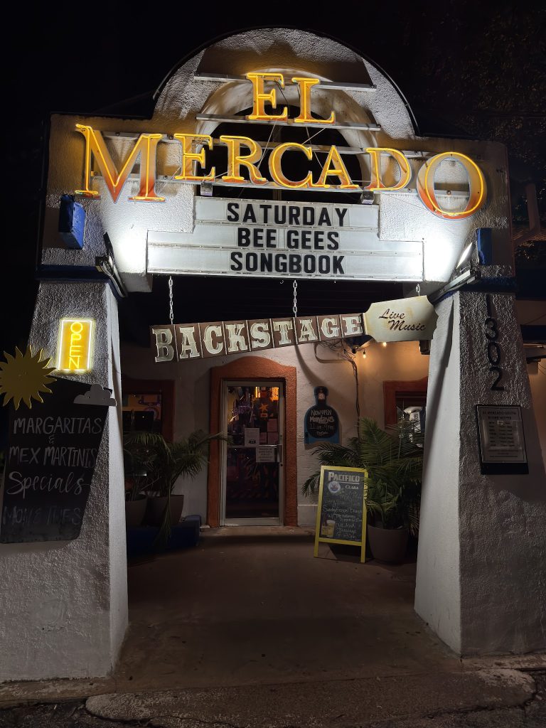 11181 0f05bd7f1418 768x1024