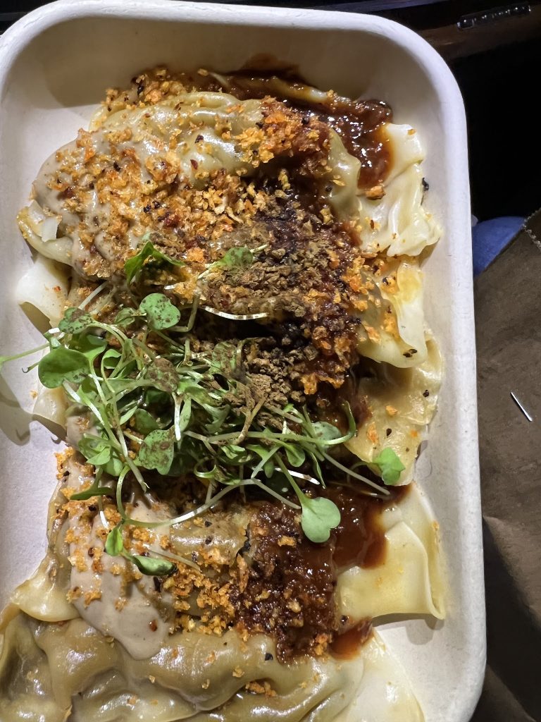 11444 11d50419e8c5 768x1024