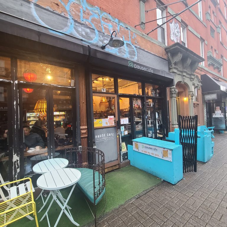 11541 22f6496f6d6e 768x768