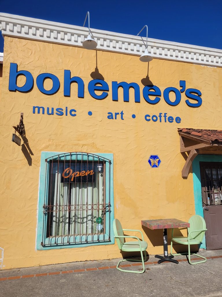 11551 15d28aa49350 768x1024