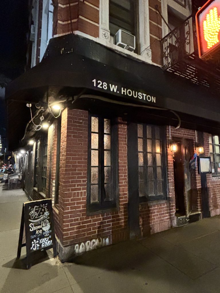 11654 6261b9a8f4a1 768x1024