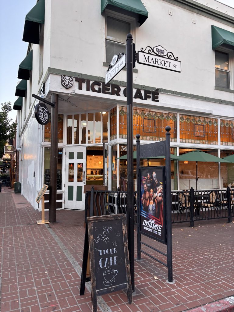 11912 f9ff43eb03e1 768x1024