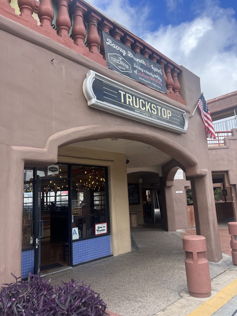 9676 1d4b7b725e99 768x1024