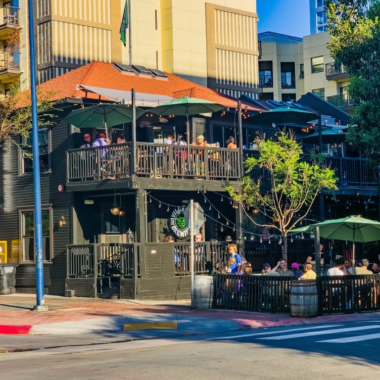 9795 d41deab5adbc 768x768