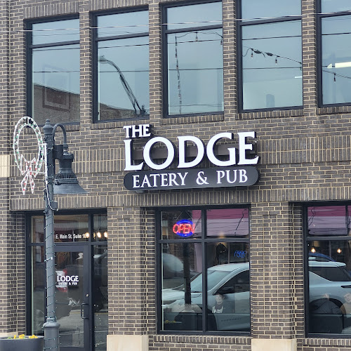 19553 the lodge eatery and pub 8211 jenks