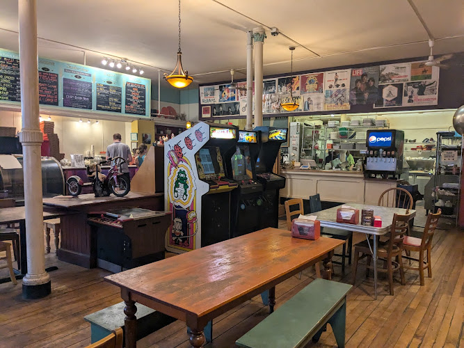 19621 cockadoodle pizza cafe