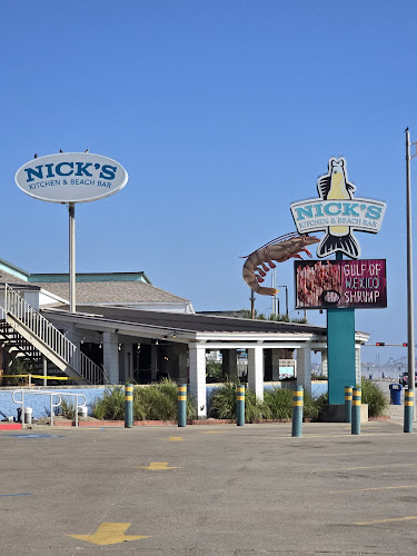 19693 nicks kitchen and beach bar 1