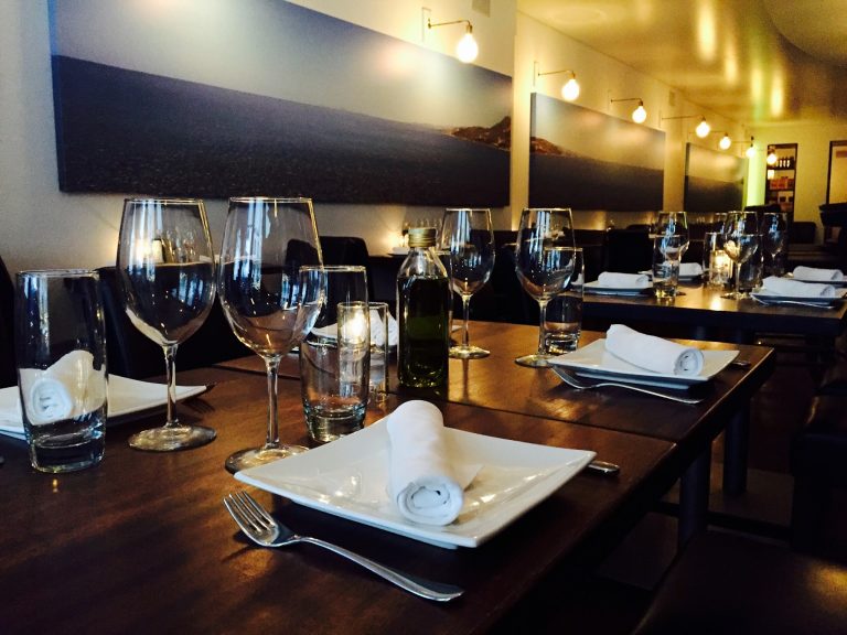 20346 loi estiatorio 768x576