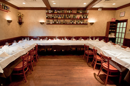 20732 parlor pizza bar river north