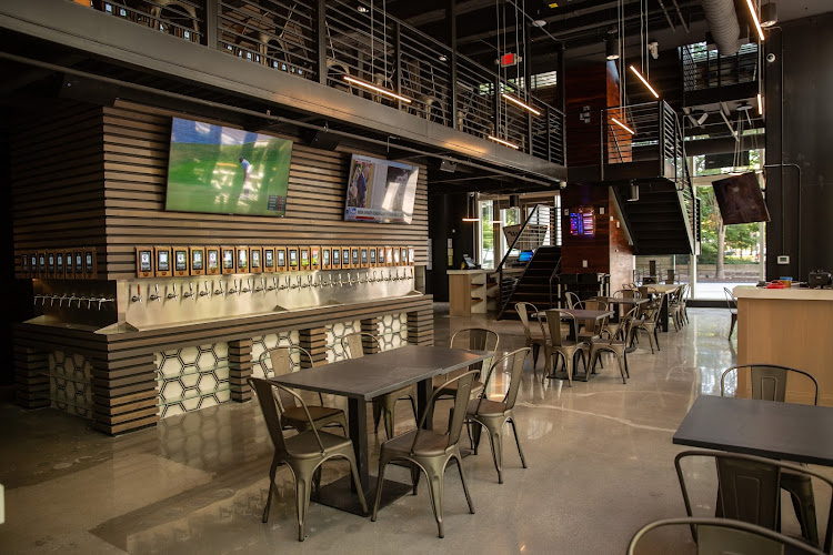 21557 pour taproom midtown