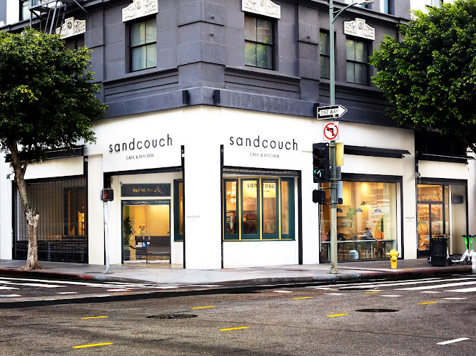 21684 sandcouch cafe