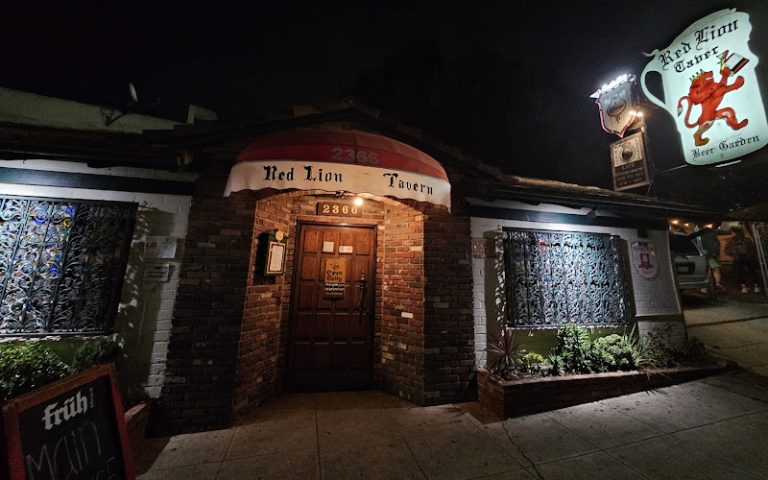 21714 the red lion tavern 768x480