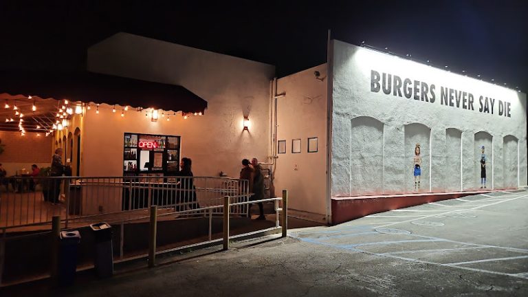 21766 burgers never say die 768x432