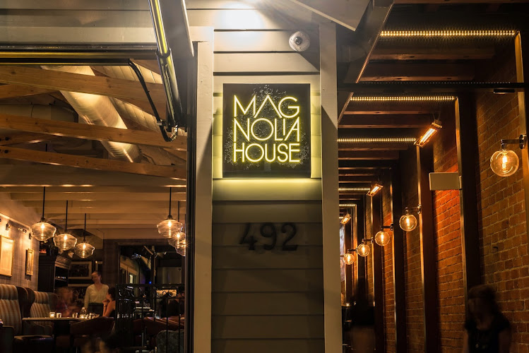 21784 magnolia house