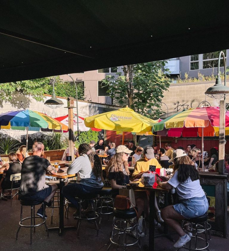 22332 d2a76777e066 768x840