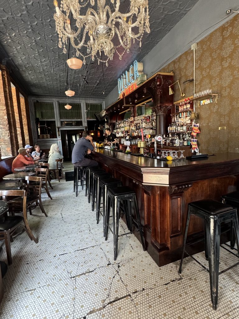 22376 2474008ea34a 768x1024