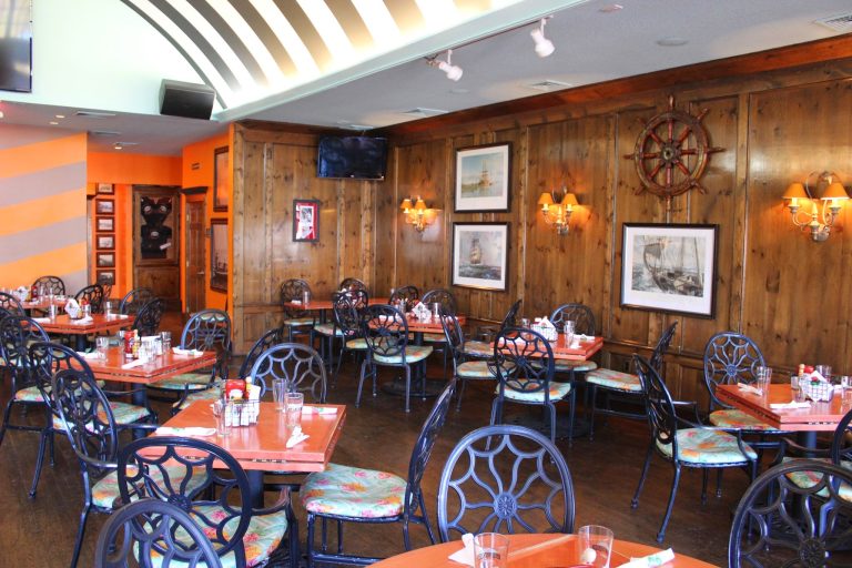 22454 gate house 768x512