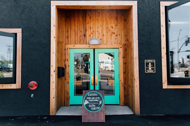 22552 esoteric 768x512