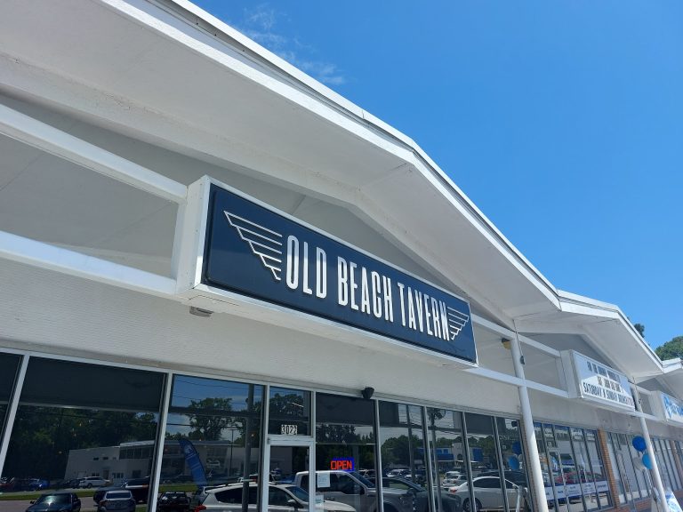 22600 old beach tavern 768x576