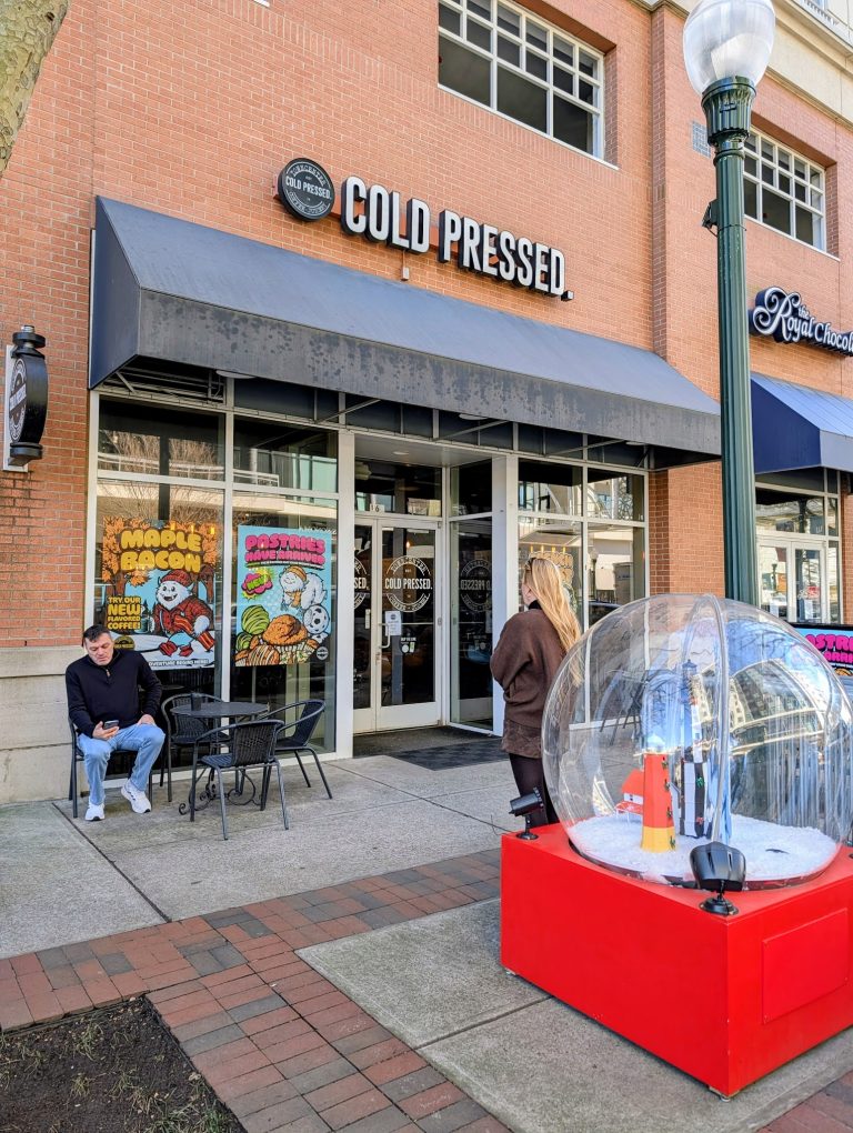 22661 town center cold pressed 8211 virginia beach town center 768x1020