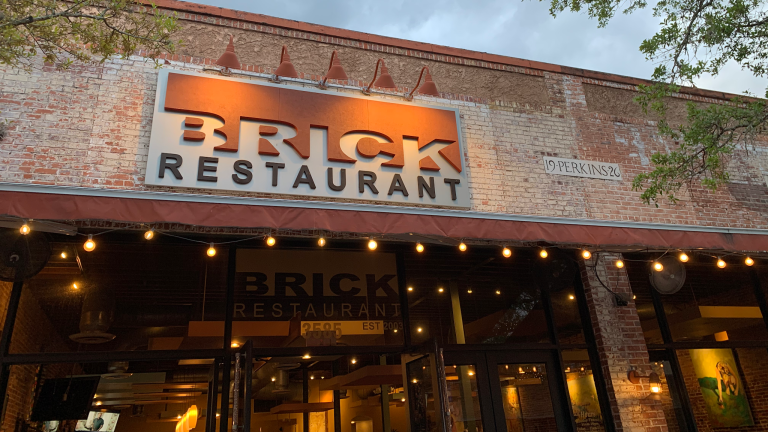 22713 brick restaurant 768x432