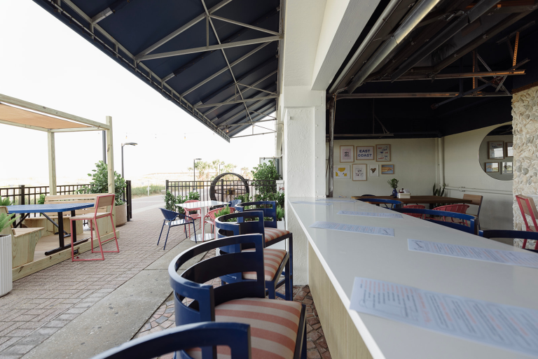 22782 sizemores coastal kitchen 768x513