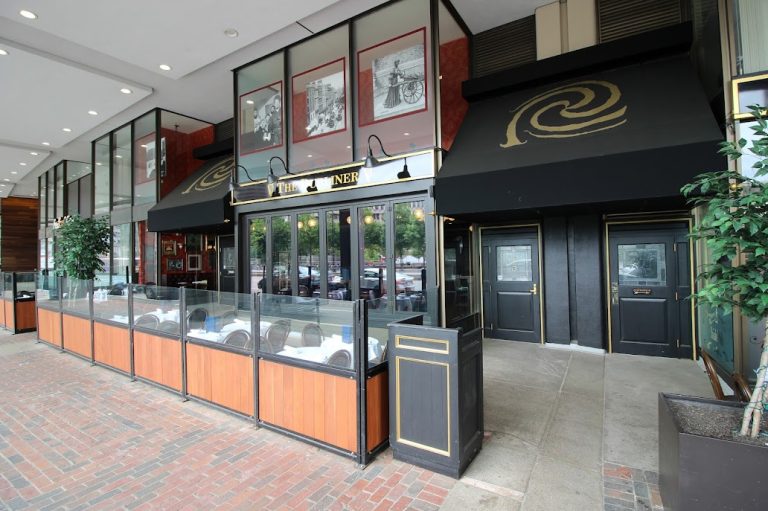 22966 french quarter 768x511