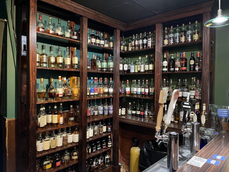 23514 library pub 768x576