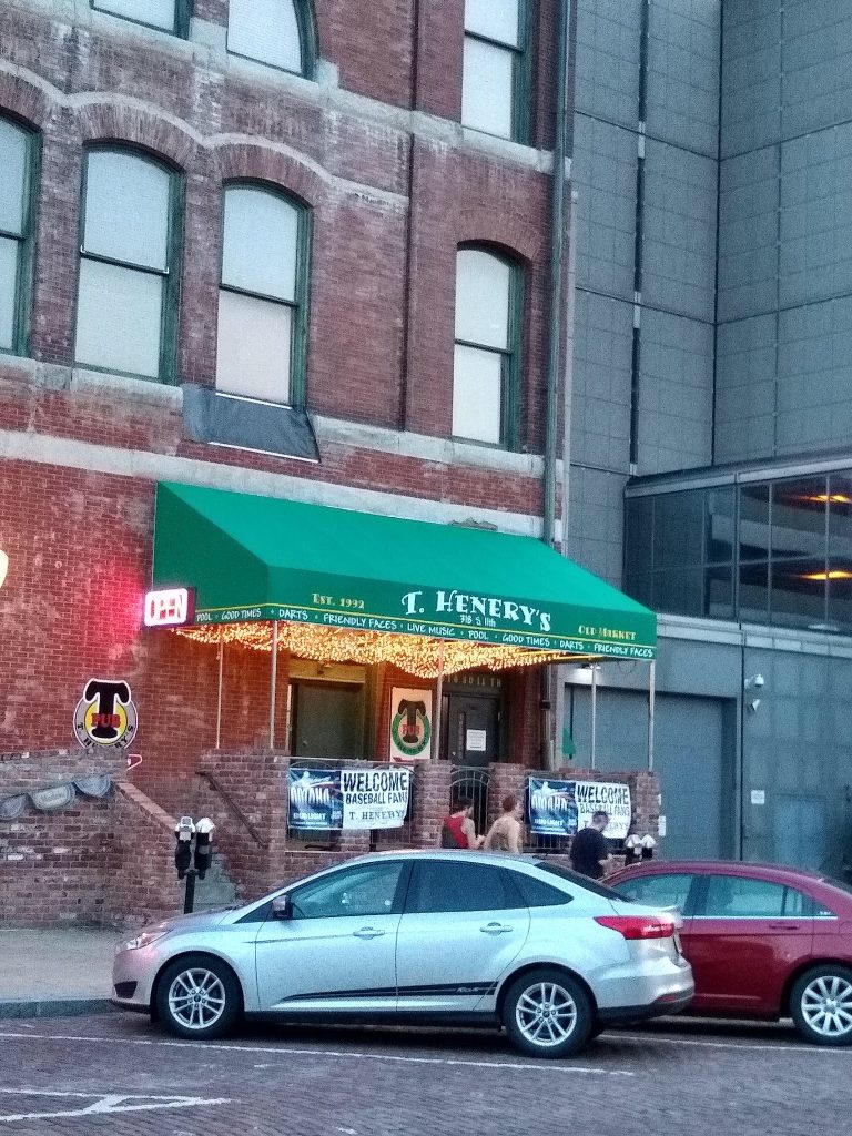 23558 t. henerys pub 768x1024