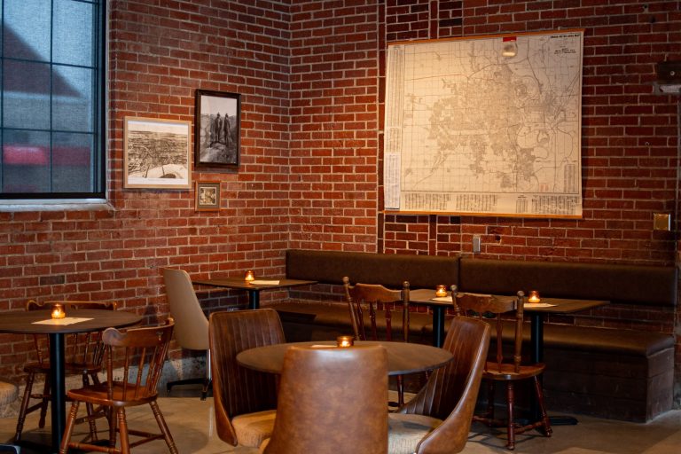 23562 the bull moose bar 768x512