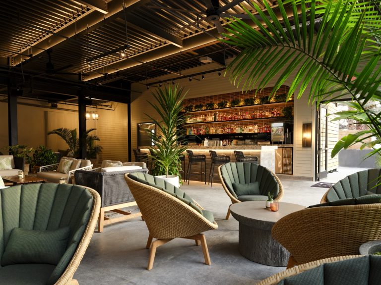 23636 anaqua garden bar 768x576