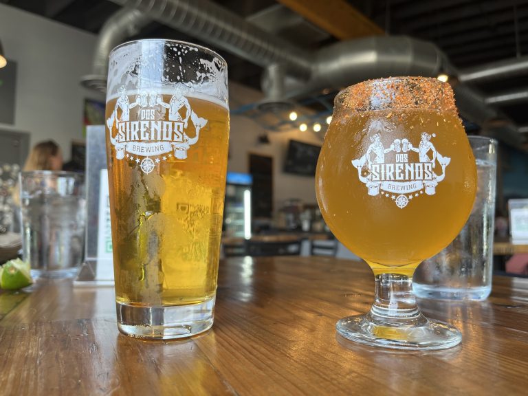 23651 dos sirenos brewing 768x576