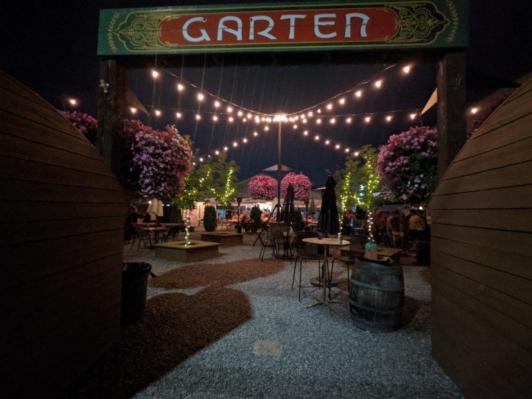 23854 the garten cider house bar 768x576