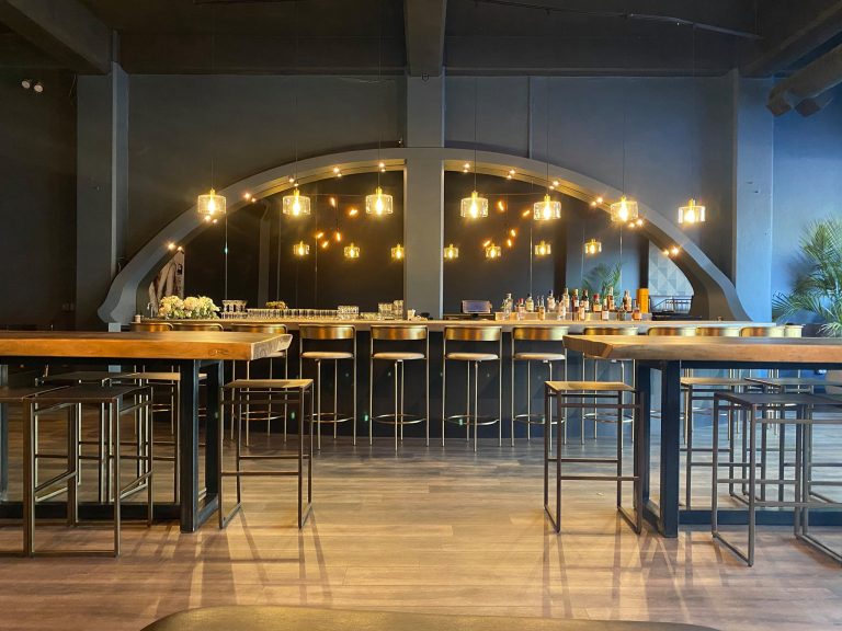 23866 varley 768x576