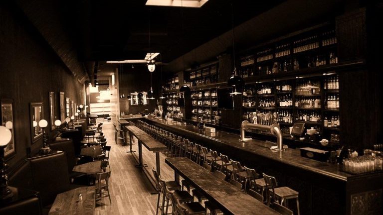 23891 whiskey street cocktails dining 768x432