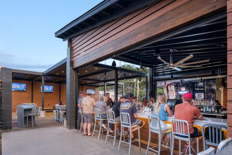 23921 dig in the park 768x512