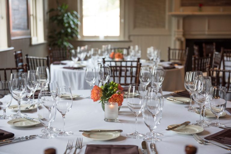 24015 circa 1886 restaurant 768x512