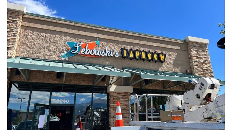 24119 lebowskis taproom 768x432