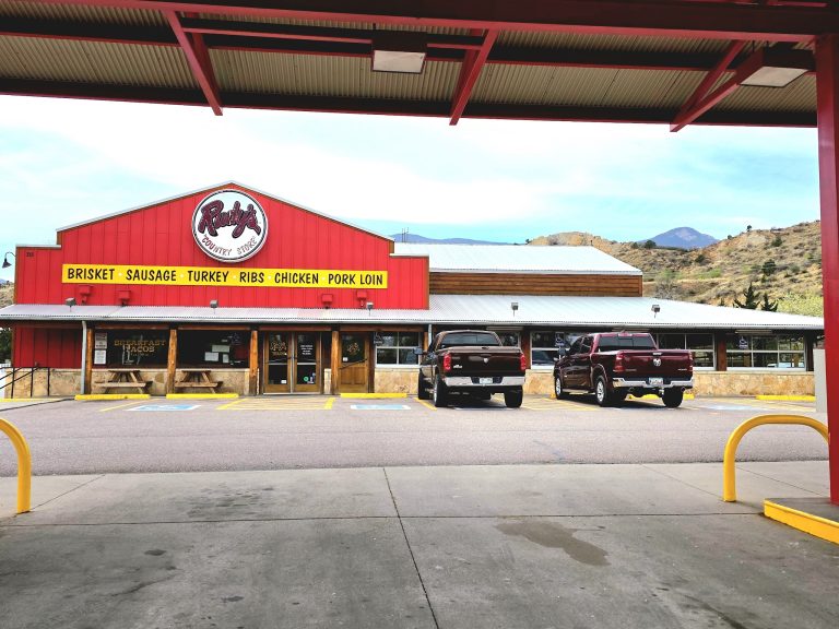 24163 rudys 8220country store8221 and bar b q 768x576