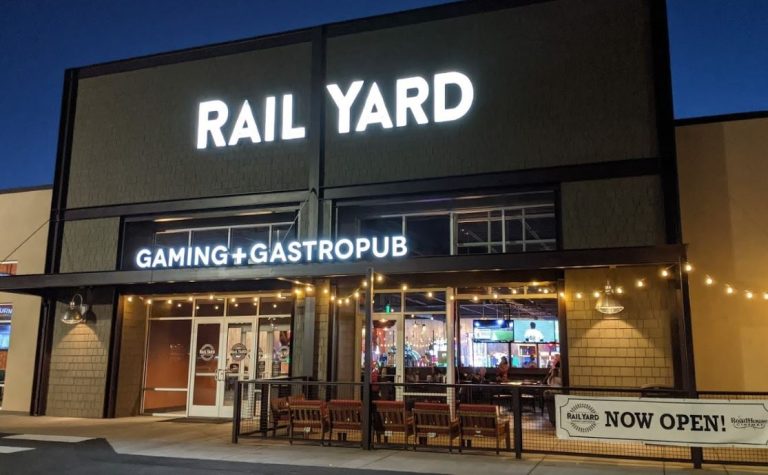 24203 rail yard gaming gastropub 768x475