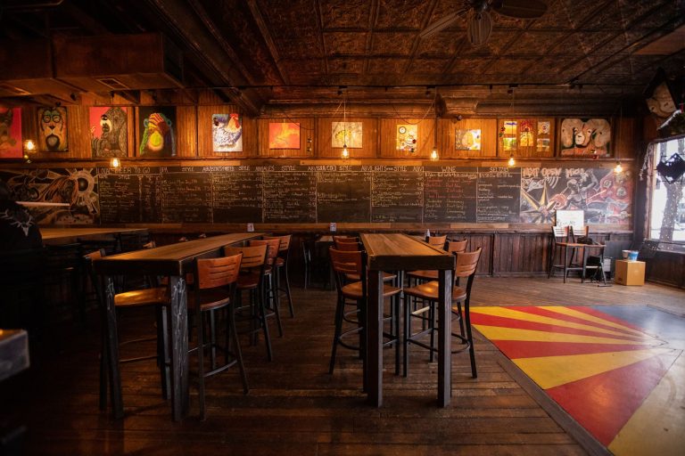 24274 mountain top tap room 768x512