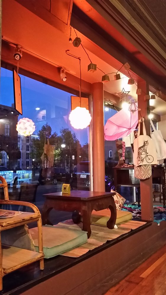 24393 steep leaf lounge