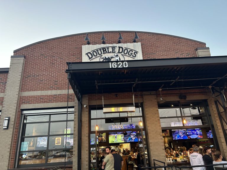 24490 double dogs 768x576