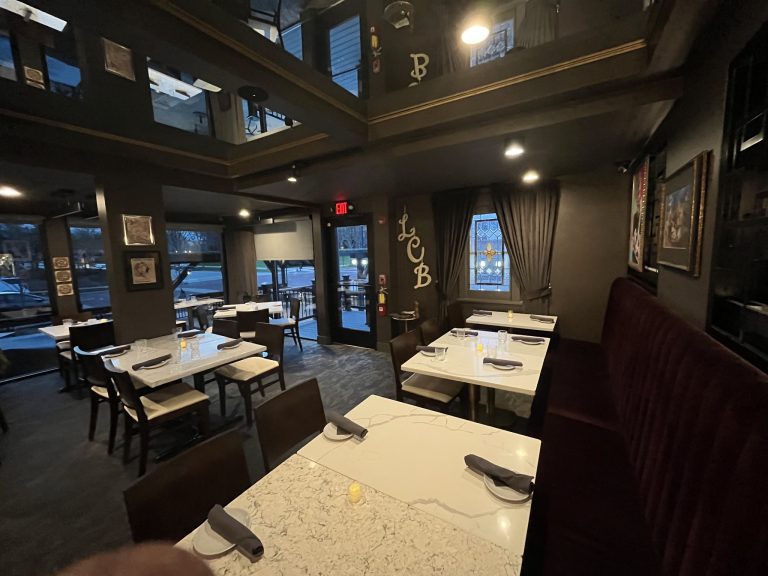 24680 le cochon wine bar and bistro 768x576