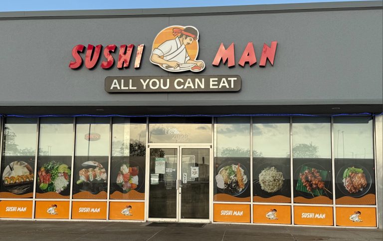 24729 sushi man 768x483