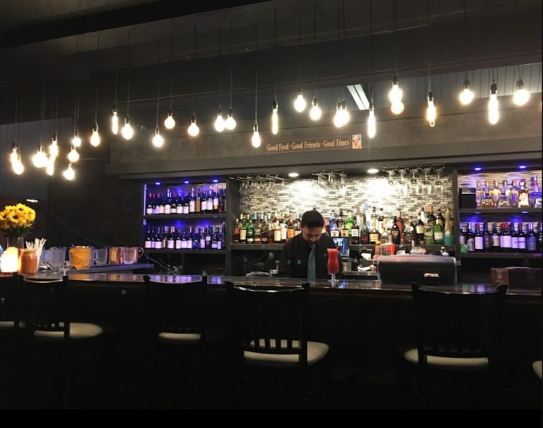 24735 the himalayan chimney 768x605