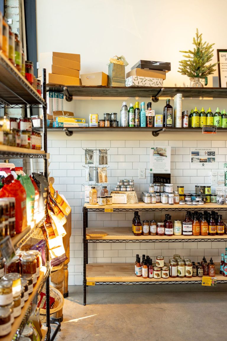 24804 martinellis market 8211 bakery deli 768x1151