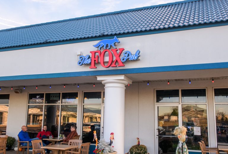 24851 fox pub and cafe 768x522