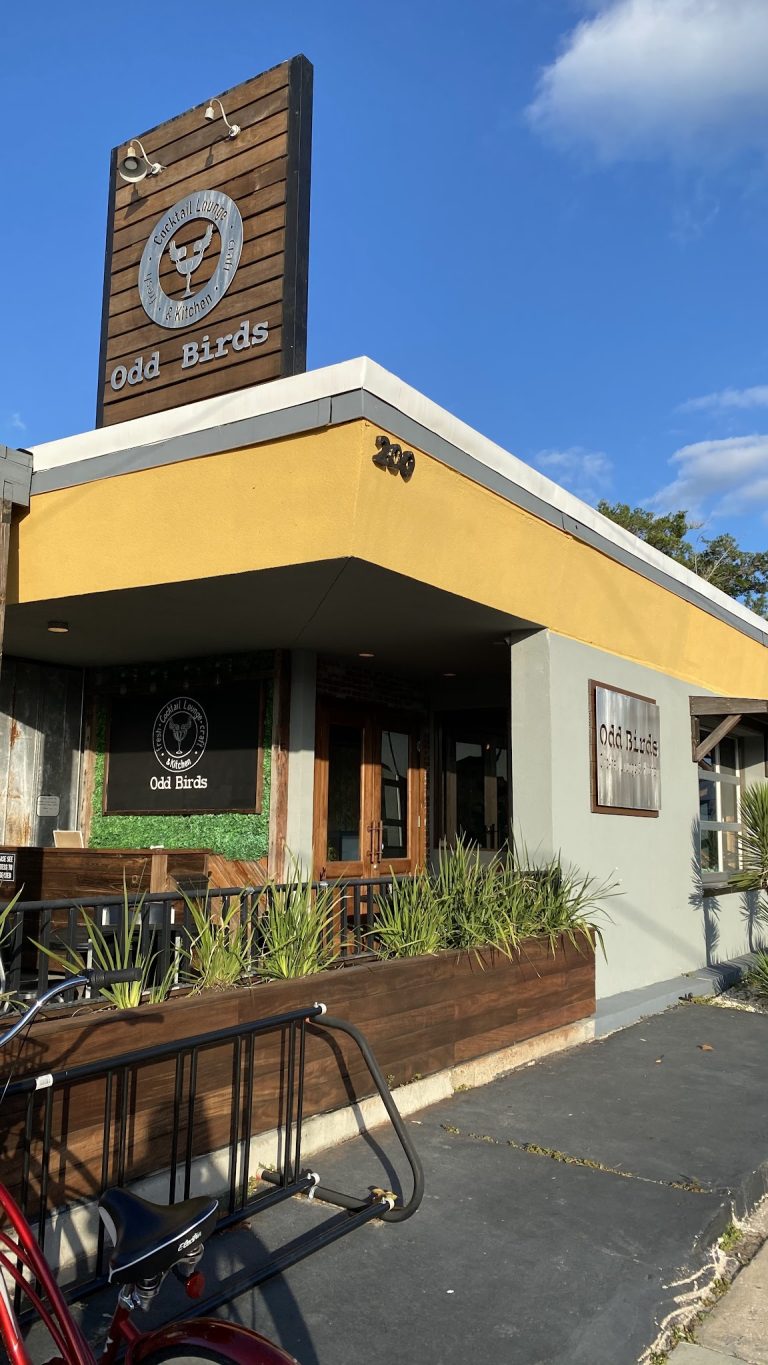 24939 odd birds cocktail lounge and kitchen 768x1365